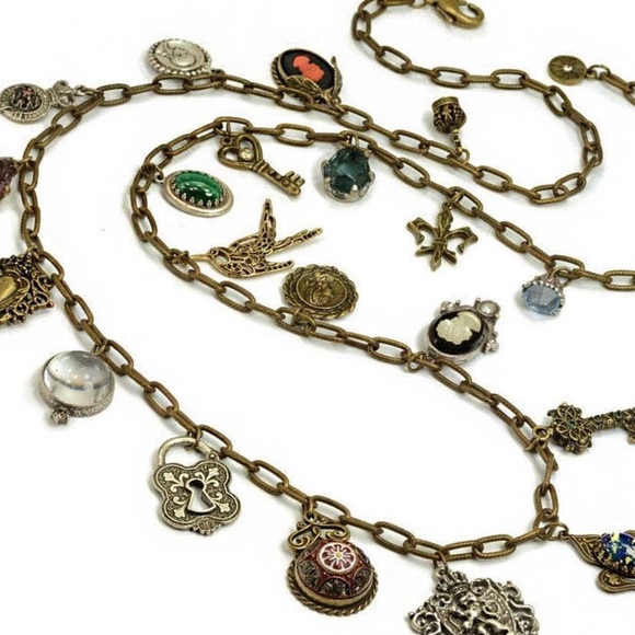 Vintage Curiosity Necklace - Picture 5 of 7